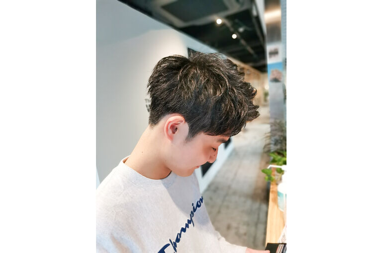 就活カット　10代ヘアスタイル　神保町美容室