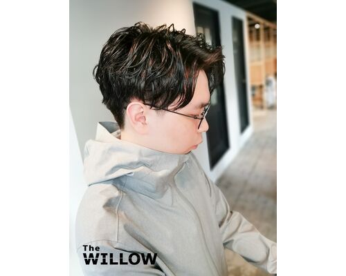 10代ヘアスタイル　センターパート　神保町美容室