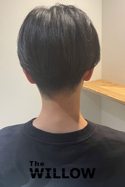 メンズ　髪型　センターパート